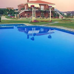 Kiki's Place Nikiti (Sithonia)